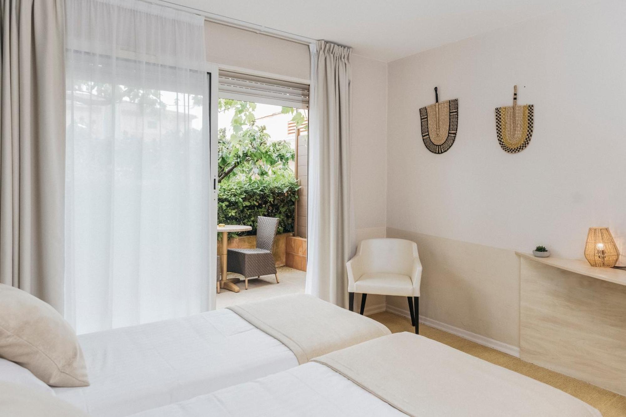 Le Carre D'Alethius Logis Hotel Restaurant Charmes-sur-Rhone Ngoại thất bức ảnh