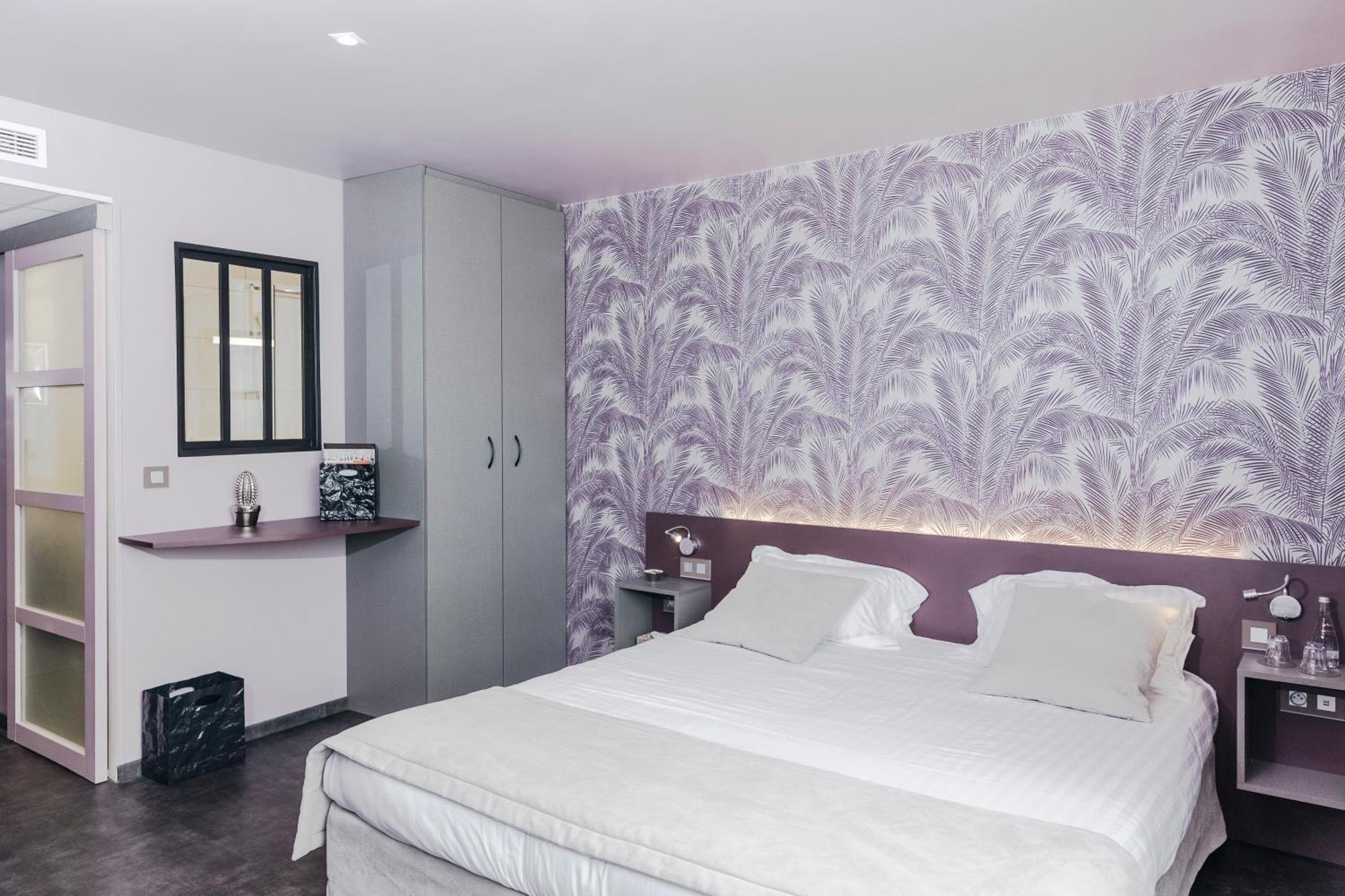 Le Carre D'Alethius Logis Hotel Restaurant Charmes-sur-Rhone Ngoại thất bức ảnh