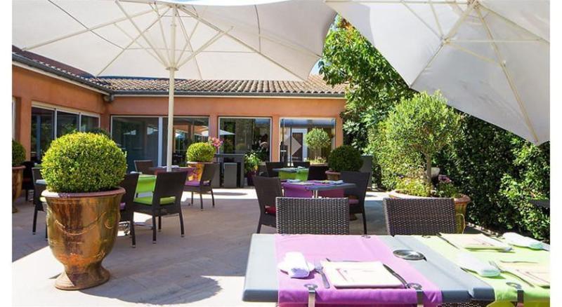 Le Carre D'Alethius Logis Hotel Restaurant Charmes-sur-Rhone Ngoại thất bức ảnh