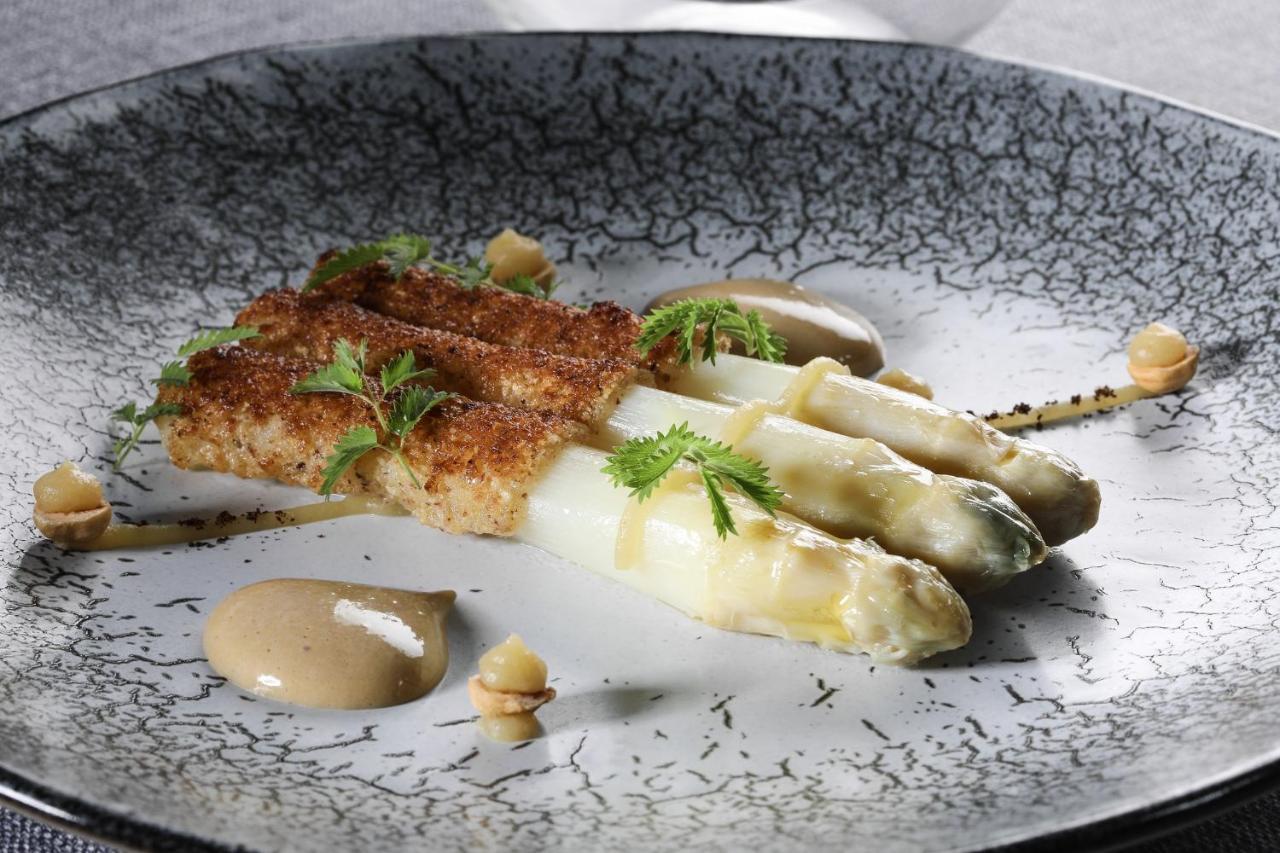 Le Carre D'Alethius Logis Hotel Restaurant Charmes-sur-Rhone Ngoại thất bức ảnh